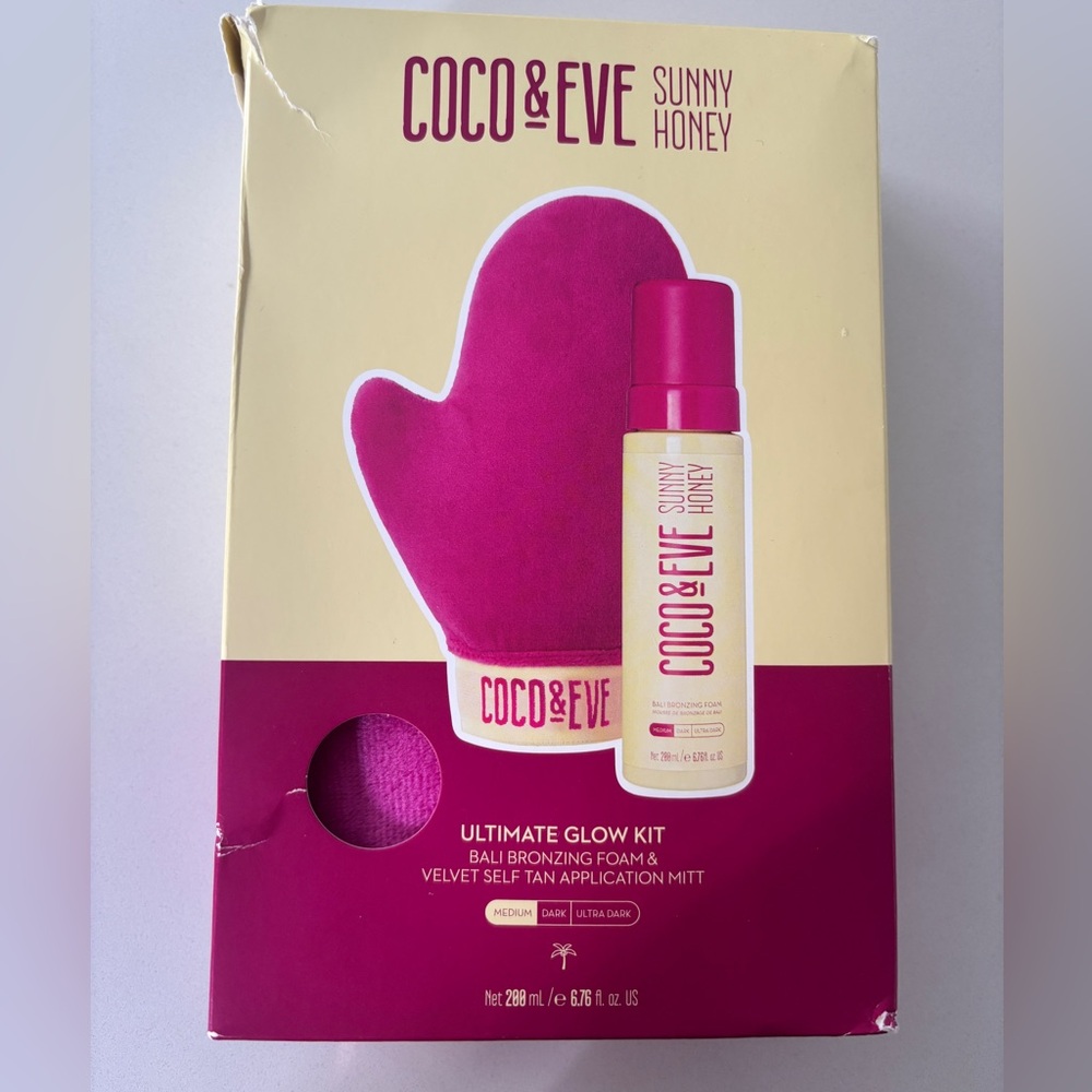 Last call❣️Coco & Eve Sunny Honey Ultimate Glow Kit